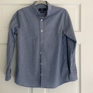 Vineyard Vines Blue plaid Boys Large Size 16 long-sleeved button down shirt.